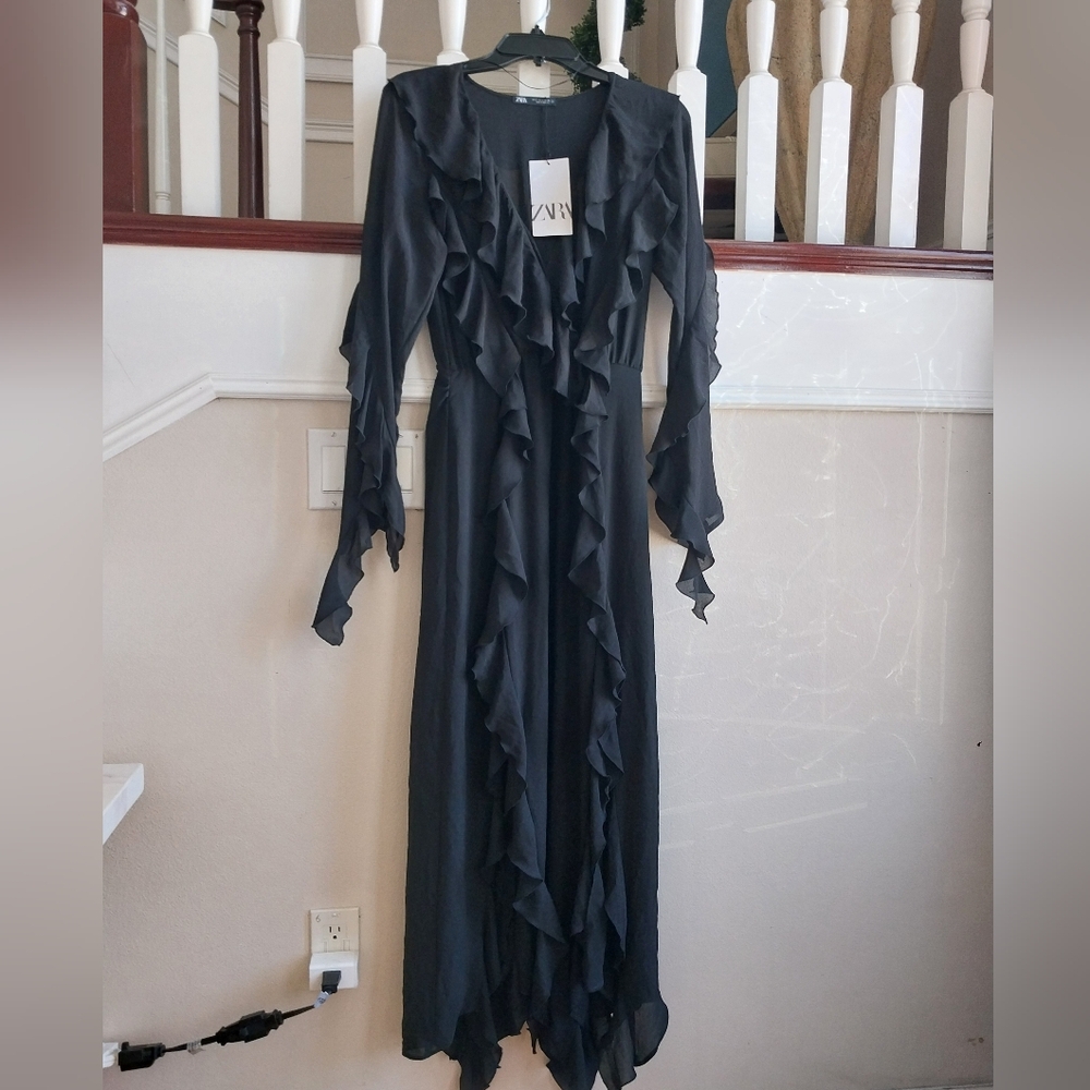 BRAND NEW w/TAGS Zara Ruffle Maxi Elegant Evening Dress Sz S